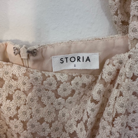 Charming Cream Lace Dress - Picture 5 of 5